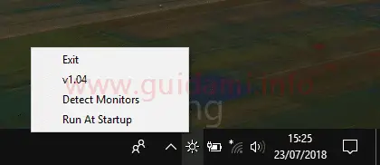 Menu contestuale pulsante Win10 BrightnessSlider nell'area di notifica della barra delle applicazioni di Windows10