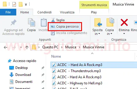 Pulsante Copia percorso file nella ribbonbar di Windows 10