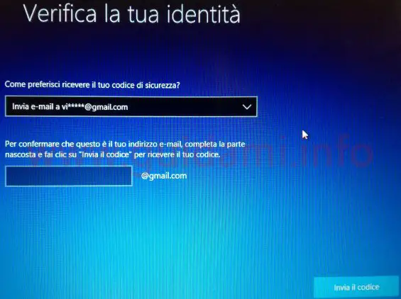 Windows 10 Reimpostazione password schermata Verifica la tua identità richiedi codice